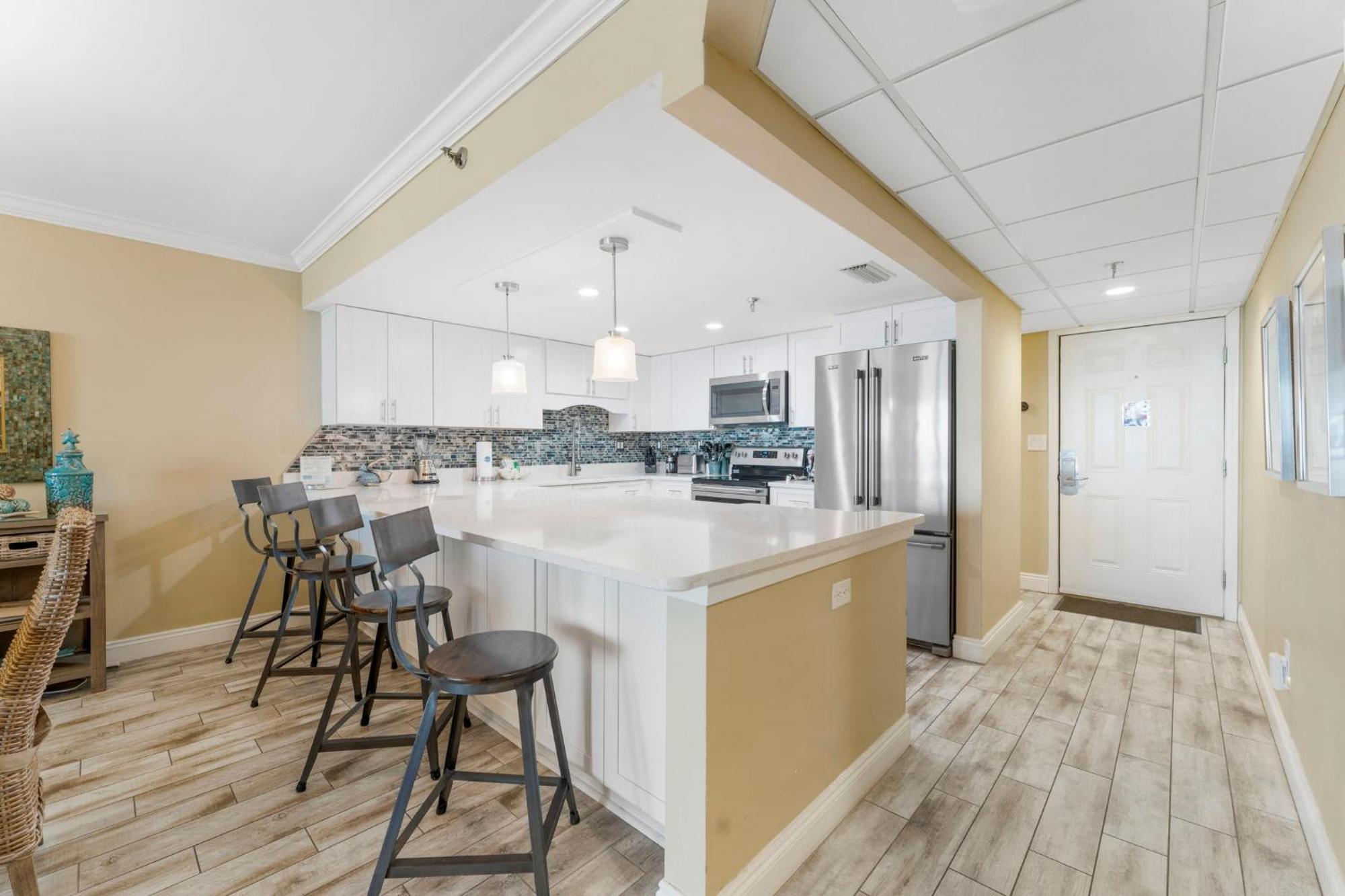 Stunning 2/2 Designer Condo W Coastal Appeal Right On The Gulf! Panama City Beach Bagian luar foto