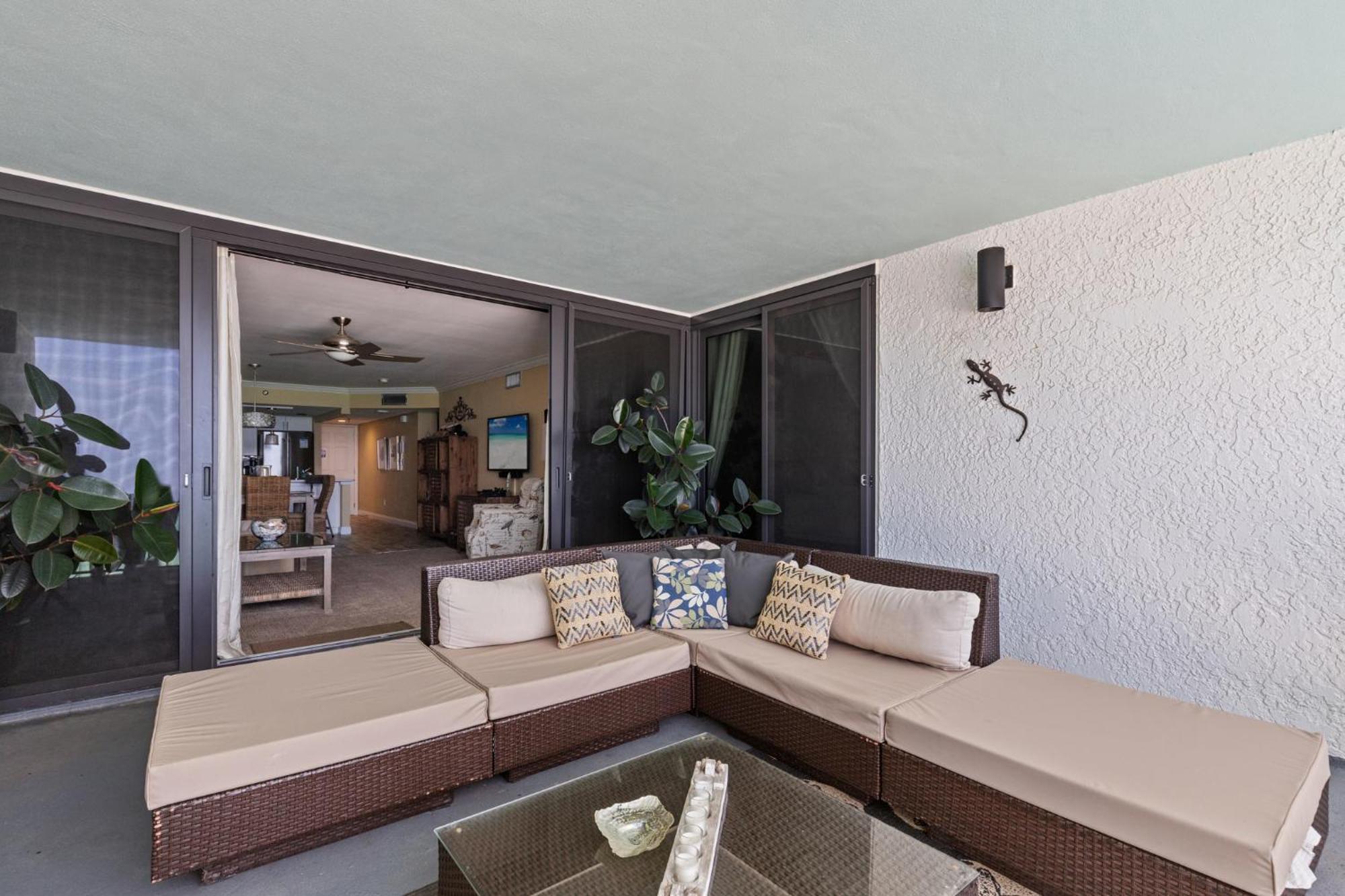 Stunning 2/2 Designer Condo W Coastal Appeal Right On The Gulf! Panama City Beach Bagian luar foto
